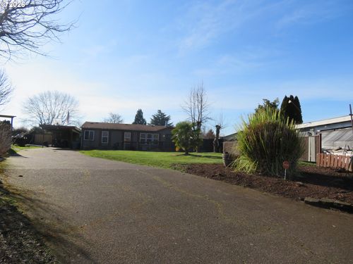 1674 Sw Richard Ct, McMinnville, OR, 97128-5661 | Card Image