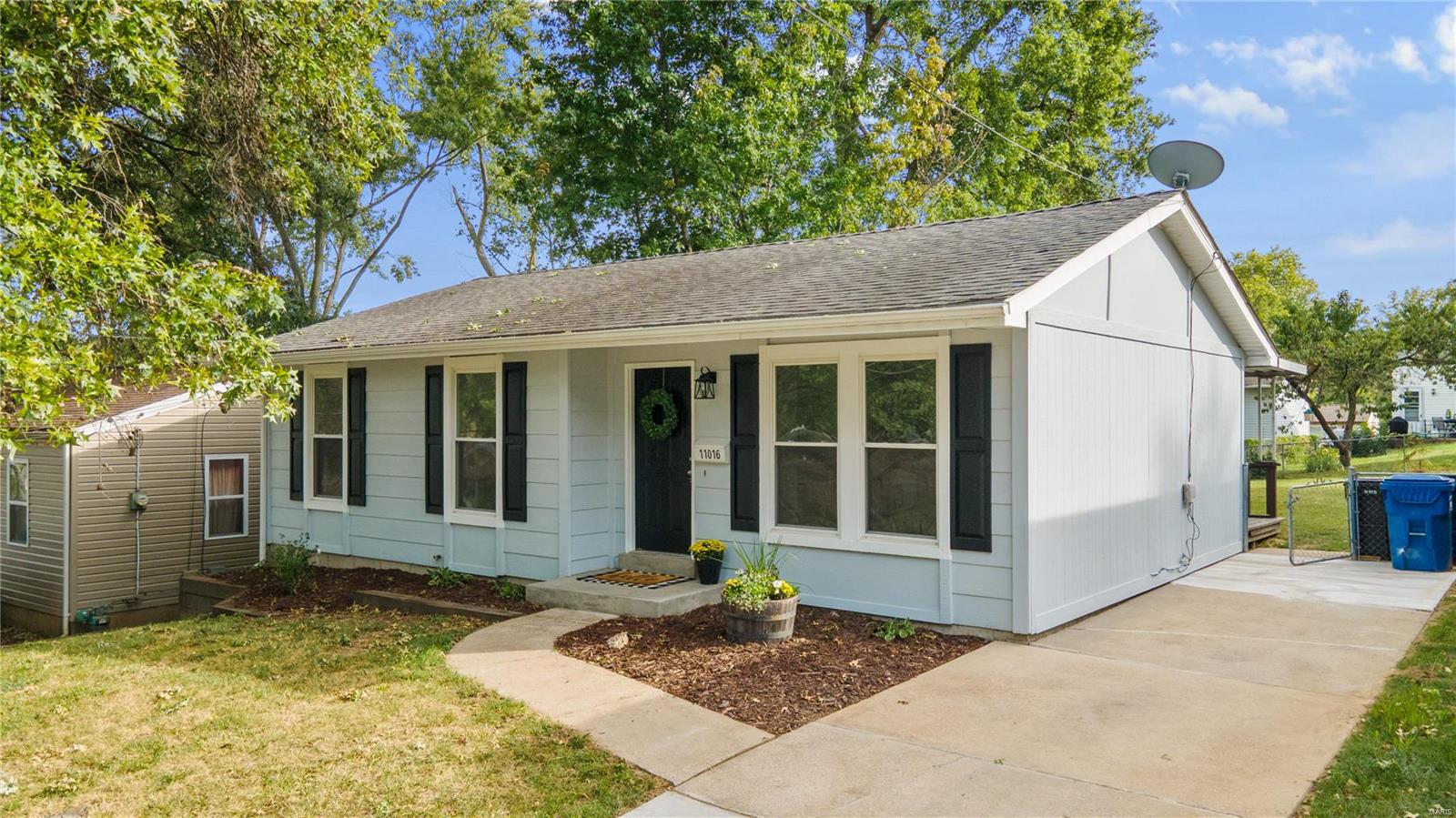 Florence Ave, Saint Ann, MO 63074