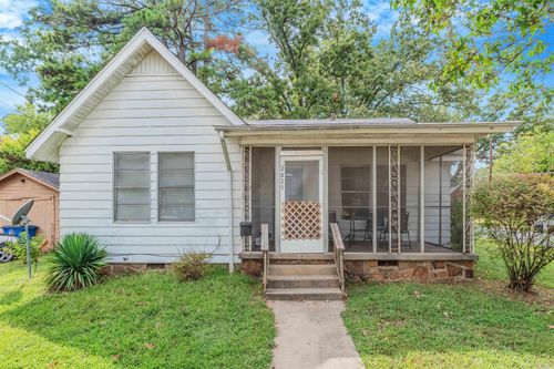 2021 N Poplar St, North Little Rock, AR, 72114-2953 | Card Image