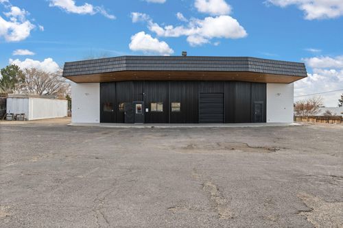 11920 Candelaria Rd Ne, Albuquerque, NM, 87112-1805 | Card Image