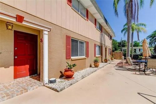 w2-300 6th St N, SAFETY HARBOR, FL, 34695-3170 | Card Image
