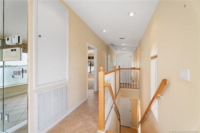 1109 Nettles Blvd, House other with 2 bedrooms, 2 bathrooms and 1 parking in Jensen Beach FL | Image 18