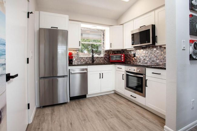 138 Paddington Rd, House other with 2 bedrooms, 2 bathrooms and null parking in VENICE FL | Image 4