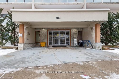 211-583 Mornington Ave, London, ON, N5Y3E9 | Card Image