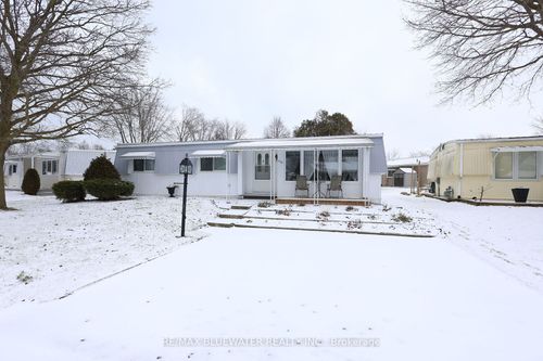 255 Highland Springs, Grand Bend, ON, N0M1T0 | Card Image