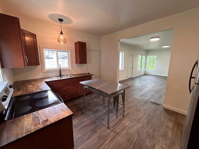 10826 103 A St, House other with 2 bedrooms, 1 bathrooms and 4 parking in Peace River AB | Image 16
