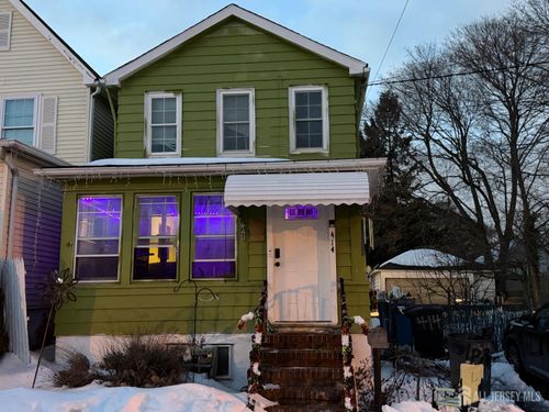 414 David St, South Amboy, NJ, 08879-1526 | Card Image