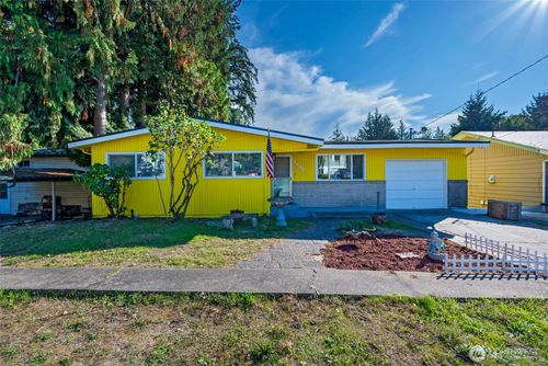 1135 S 204th St, SeaTac, WA, 98198-4124 | Card Image