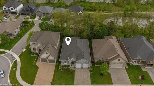 2800 Sheffield Pl, London, ON, N6M0E5 | Card Image