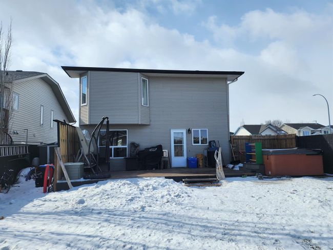 2 Taylor Drive, Home with 4 bedrooms, 3 bathrooms and 4 parking in Lacombe AB | Image 32