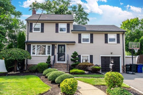 174-174-174 Baltimore Ave, Cranford, NJ, 07016-3210 | Card Image