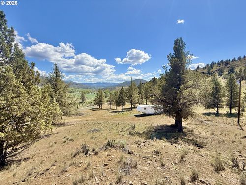 111 Cemetery Rd, Monument, OR, 97864-0001 | Card Image