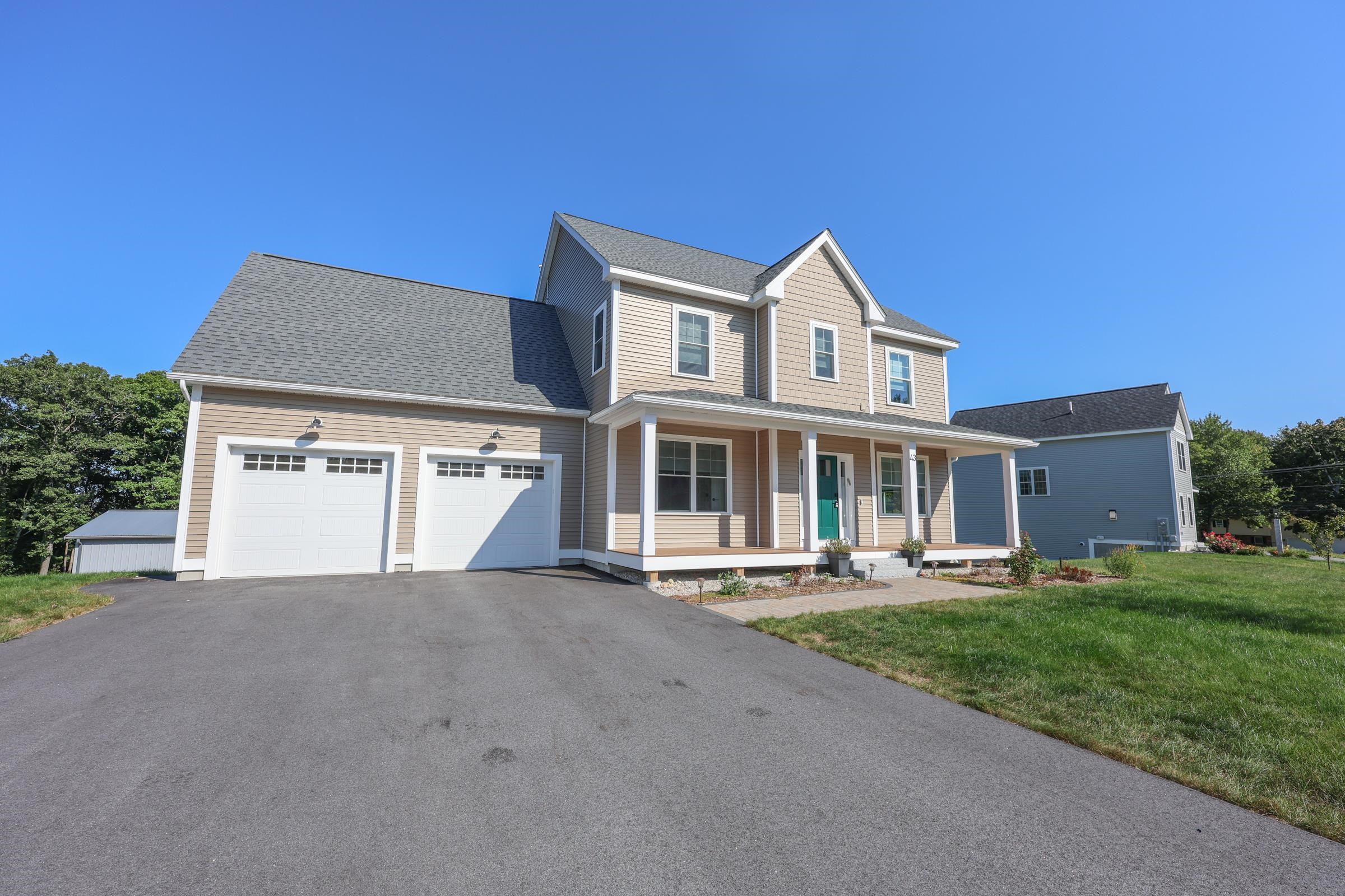Therrien Ln, Manchester, NH 03104