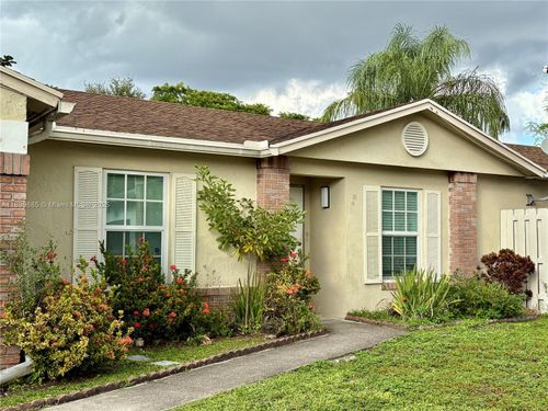 506 Radford Ter, Davie, FL, 33325-6424 | Card Image