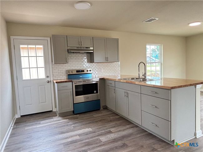 kitchen | Image 10