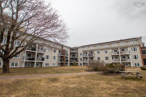 227-2070 Quingate Pl, Halifax, NS, B3L4S1 | Card Image