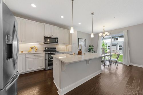 18145 Glassfern Ln, Lakeville, MN, 55044-2233 | Card Image