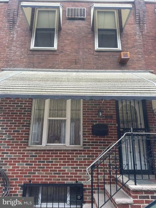 2651 S Watts St, PHILADELPHIA, PA, 19148-4334 | Card Image