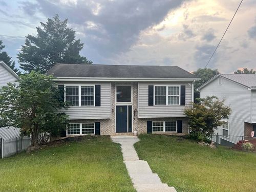1705 4th St, Radford, VA, 24141 | Card Image