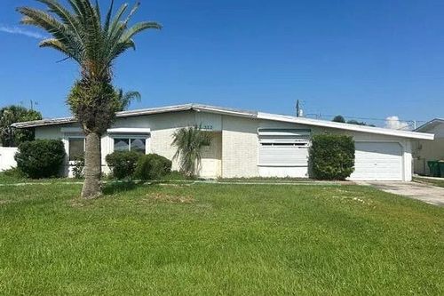 322 Sailfish Ln, Punta Gorda, FL, 33982-1940 | Card Image