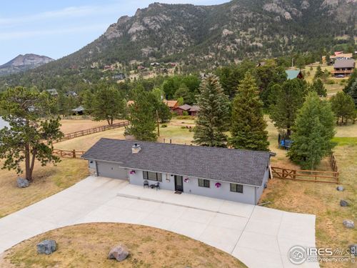 2516 Pine Meadow Dr, Estes Park, CO, 80517-7135 | Card Image