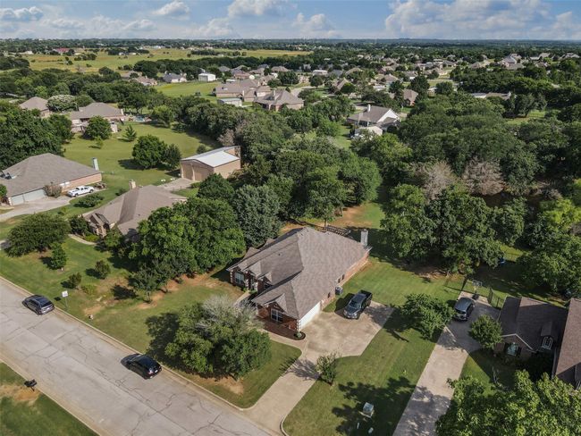 3008 Running Brook Dr, House other with 4 bedrooms, 2 bathrooms and null parking in Joshua TX | Image 32
