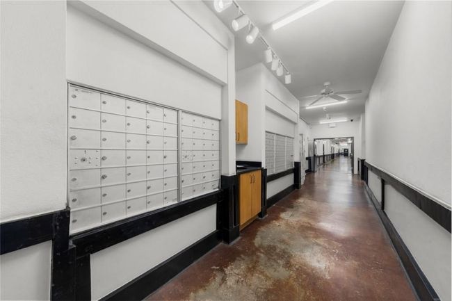UNIT-1608 - 5300 Peachtree Rd, Condo with 2 bedrooms, 2 bathrooms and 2 parking in Chamblee GA | Image 39