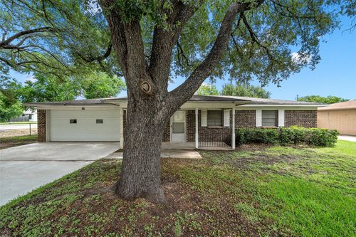 549 N Dison Dr, Robinson, TX, 76706-5109 | Card Image