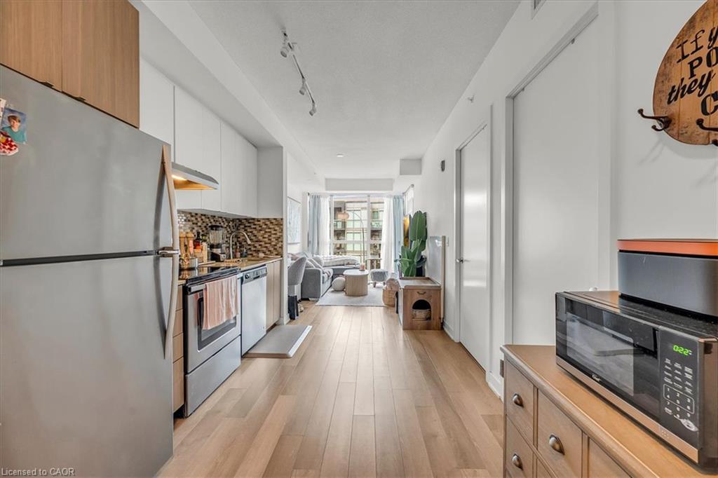 Residential Lease in Burlington 5