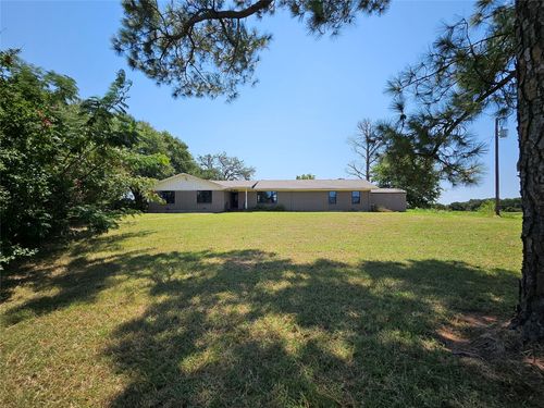 2100 E Fm 4, Cleburne, TX, 76031-9051 | Card Image
