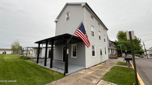 230 Main St, Turbotville, PA, 17772-8824 | Card Image