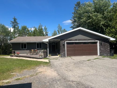 126 Shorewood Dr, International Falls, MN, 56649-2107 | Card Image