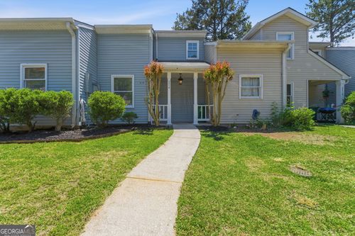 2216 Wellington Cir, Lithonia, GA, 30058-7947 | Card Image