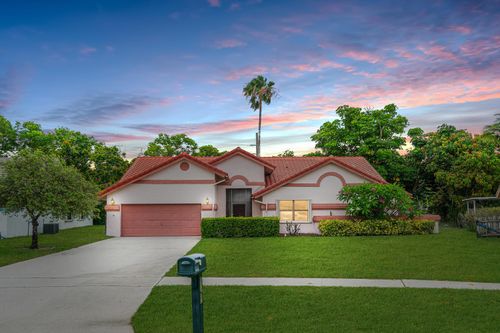 9297 Laurel Green Dr, Boynton Beach, FL, 33437-3345 | Card Image