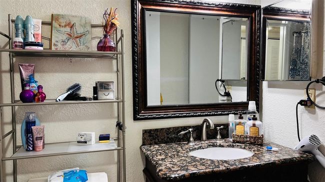 APT-627 - 5773 Gatlin Ave, Condo with 2 bedrooms, 1 bathrooms and null parking in ORLANDO FL | Image 16