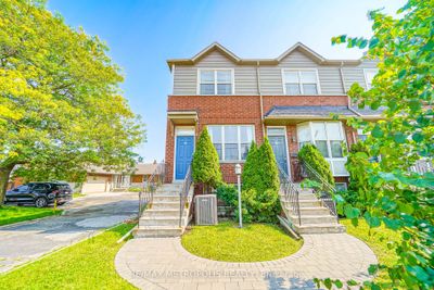 D - 4177 Lawrence Ave E, Home with 3 bedrooms, 2 bathrooms and 2 parking in Scarborough ON | Image 1