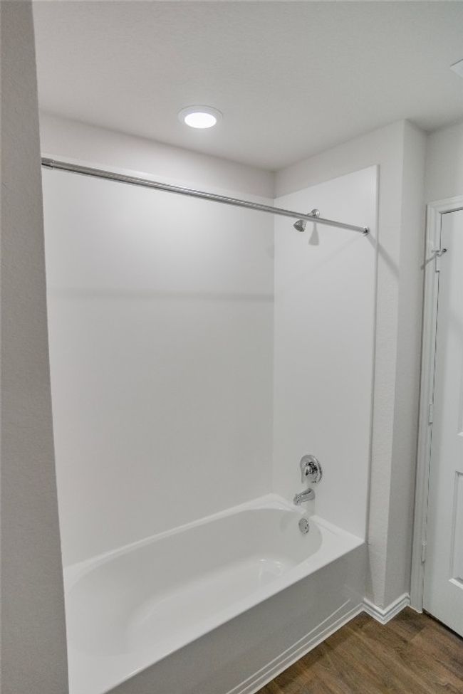 361 Sandringham Loop, House other with 4 bedrooms, 3 bathrooms and 2 parking in Uhland TX | Image 25