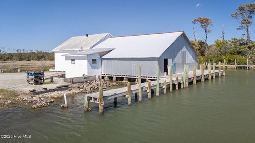 200 Cedar Creek Rd, Sealevel, NC, 28577-9656 | Card Image