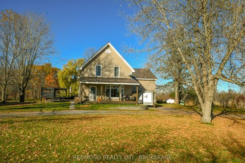 36 King St E, Lansdowne, ON, K0E1L0 | Card Image