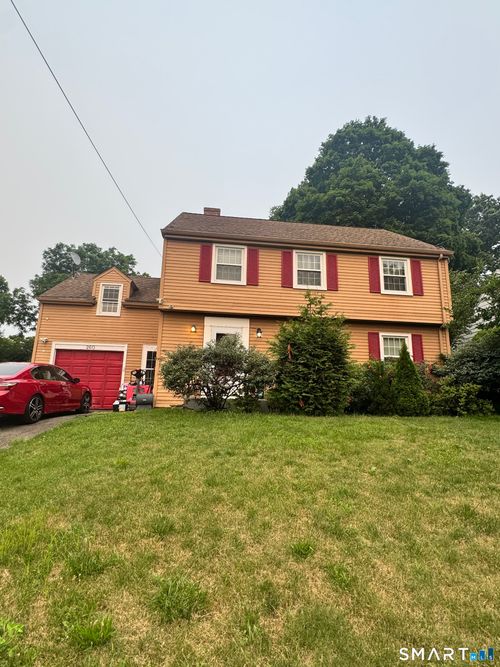 260 Parker Ave, Meriden, CT, 06450-5926 | Card Image