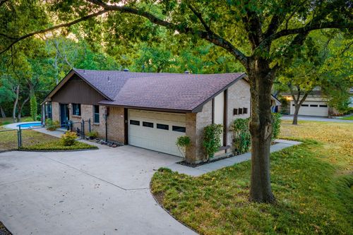 305 Shadowwood Trl, Ovilla, TX, 75154-1423 | Card Image