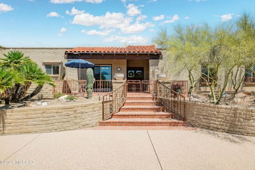 8421 E Fernhill Drive, Tucson, AZ, 85750 | Card Image