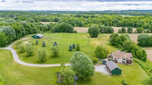 9247 Gray Rd, Bloomfield, NY, 14469-9553 | Card Image