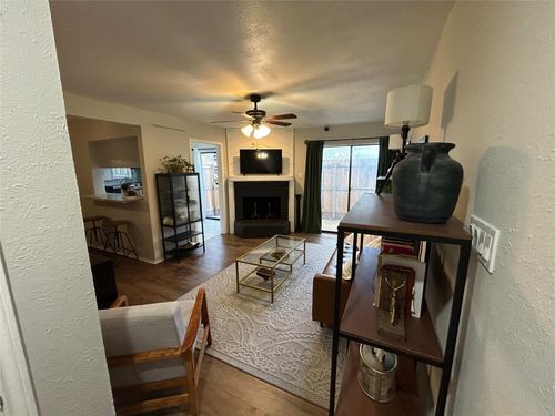 6024 Stoneybrook Dr, Fort Worth, TX, 76112-2789 | Card Image