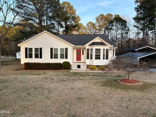 104 Trey Dr, Benson, NC, 27504-6527 | Card Image