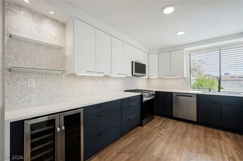 3182 Pradera Cir, Las Vegas, NV, 89121-3823 | Card Image