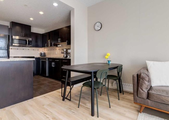2105 - 77 Spruce Pl Sw, Condo with 2 bedrooms, 2 bathrooms and 1 parking in Calgary AB | Image 8