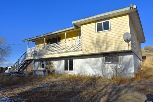 11262 Us Highway 26, Kinnear, WY, 82516-8715 | Card Image