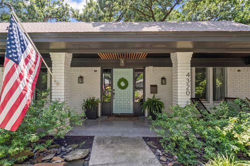 4320 Springbranch Dr, Benbrook, TX, 76116-7656 | Card Image