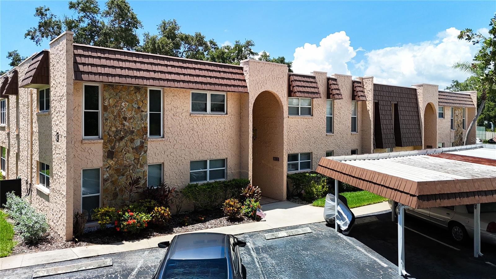 Aspen Cir, Seminole, FL 33777